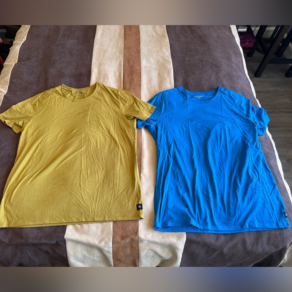 Pair of Richer Poorer men’s XL T-shirts gold and cerulean brand new